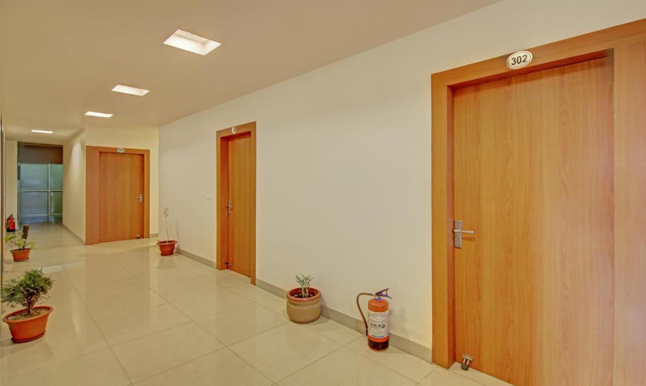 Treebo Tms Residency Hotel New Delhi Exterior photo